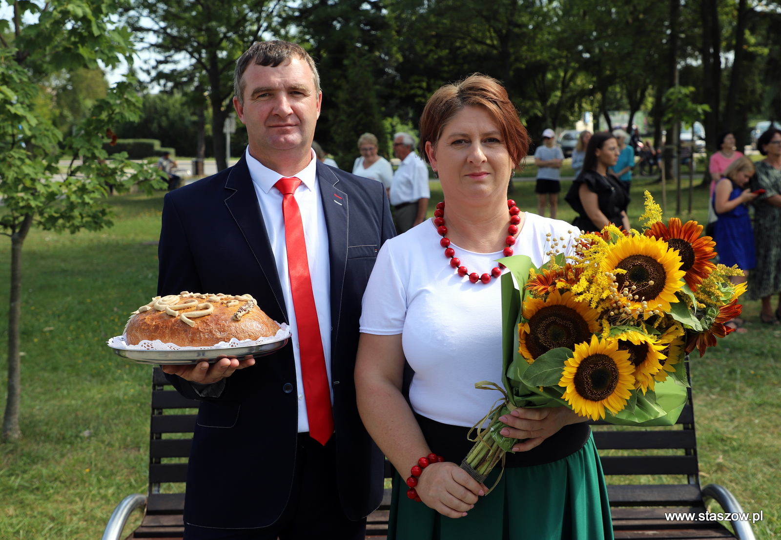 Podziękowali rolnikom za pracę - dożynki w Staszowie