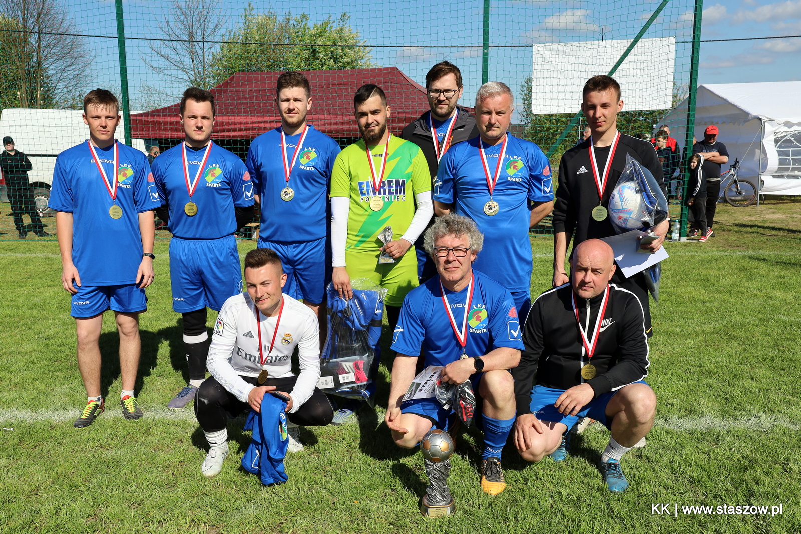 Turniej piłki nożnej w Woli Wiśniowskiej 