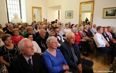 Wyjątkowy koncert i wystawa we wsi z sercem 39
