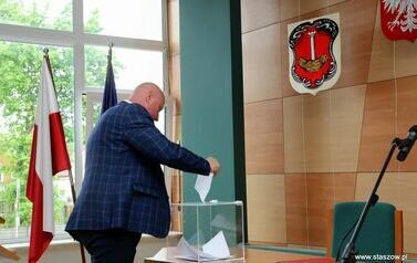 I SESJA RADY MIEJSKIEJ W STASZOWIE 81