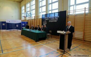 Sesja historyczna -&bdquo;Karty z dziej&oacute;w Staszowa&rdquo; (29.04.2025 r.) 5
