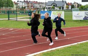 Sportowa rywalizacja w duchu jubileuszu (21.05.2025 r.) 10