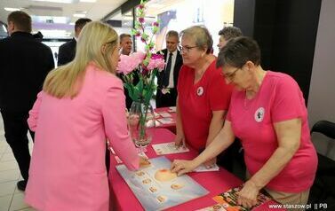 Stowarzyszenie Amazonek Ziemi Staszowskiej w trosce o zdrowie (24.05.2025 r.) 10