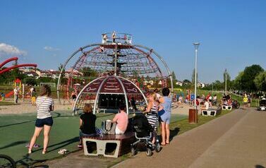 Park Miejski im. Górników Siarkowych 21