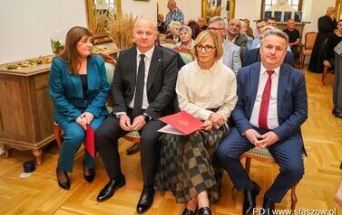 Wernisaż wystawy poplenerowej III Międzynarodowego Pleneru Malarskiego, promocja książki ks. Piotra Maroszka &bdquo;Hugo Kołłątaj jako duchowny&rdquo; oraz koncert &bdquo;W Blasku Jubileuszu&rdquo; (27.09.2025 r.) 69