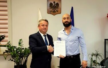 Renowacja parku Legion&oacute;w w Staszowie &ndash;  podpisano umowę na realizację inwestycji (07.10.20225 r.) 3