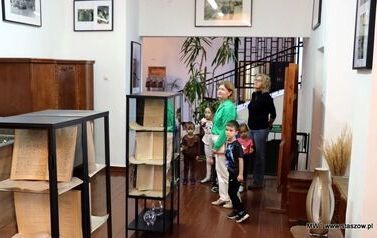 Pałac Kołłątaj&oacute;w w jesiennej odsłonie &ndash; dla dorosłych i najmłodszych  16