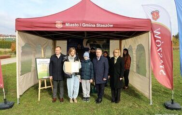 Aleja 500-lecia Staszowa już rośnie! (22.10.2025 r.) 52