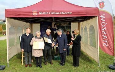 Aleja 500-lecia Staszowa już rośnie! (22.10.2025 r.) 55