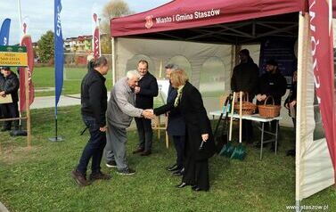 Aleja 500-lecia Staszowa już rośnie! (22.10.2025 r.) 58