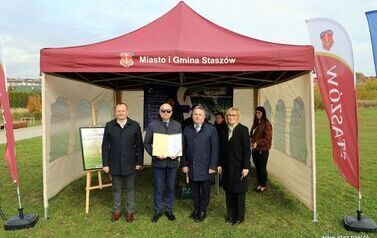 Aleja 500-lecia Staszowa już rośnie! (22.10.2025 r.) 73