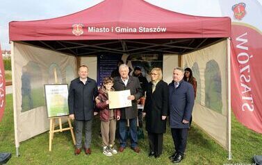 Aleja 500-lecia Staszowa już rośnie! (22.10.2025 r.) 83