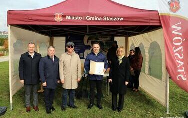 Aleja 500-lecia Staszowa już rośnie! (22.10.2025 r.) 95