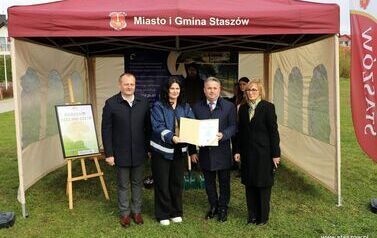 Aleja 500-lecia Staszowa już rośnie! (22.10.2025 r.) 104