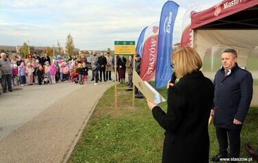 Aleja 500-lecia Staszowa już rośnie! (22.10.2025 r.) 109