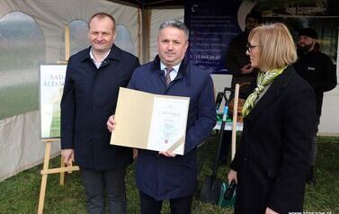 Aleja 500-lecia Staszowa już rośnie! (22.10.2025 r.) 113