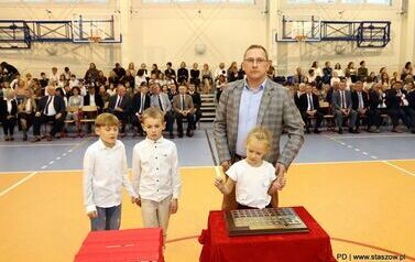 Uroczysta Akademia z okazji Święta Szkoły_PSP nr 2 Stasz&oacute;w (07.11.2025 r.) 29