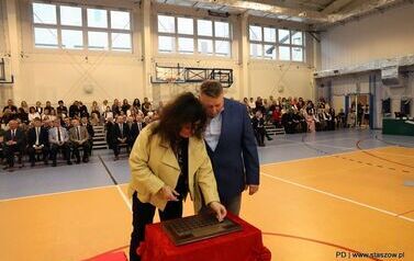Uroczysta Akademia z okazji Święta Szkoły_PSP nr 2 Stasz&oacute;w (07.11.2025 r.) 44