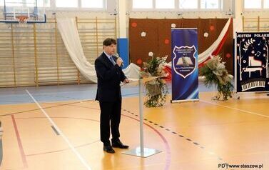 Uroczysta Akademia z okazji Święta Szkoły_PSP nr 2 Stasz&oacute;w (07.11.2025 r.) 73