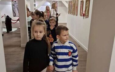 Przedszkolaki z Mostek odkrywały tajemnice staszowskiego Ratusza&nbsp;(06.11.2025 r.) 30
