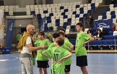 Młodzi szczypiorniści z gminy Stasz&oacute;w&nbsp;w czoł&oacute;wce &bdquo;Enea Cup 2025&nbsp; (07.11.2025 r.) 3