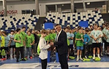 Młodzi szczypiorniści z gminy Stasz&oacute;w&nbsp;w czoł&oacute;wce &bdquo;Enea Cup 2025&nbsp; (07.11.2025 r.) 4