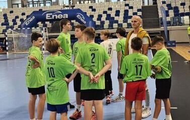 Młodzi szczypiorniści z gminy Stasz&oacute;w&nbsp;w czoł&oacute;wce &bdquo;Enea Cup 2025&nbsp; (07.11.2025 r.) 8