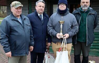 Niepodległościowe Zawody Wędkarskie o Puchar Burmistrza Miasta i Gminy Stasz&oacute;w 2025 (08.11.2025 r.) 14