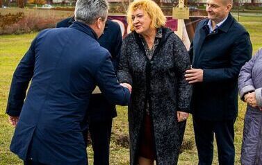 Podsumowanie akcji &bdquo;Aleja 500-lecia Staszowa&rdquo; &ndash; 67 drzew dla miasta (14.11.2025 r.) 4