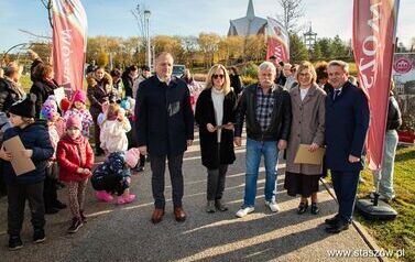 Podsumowanie akcji &bdquo;Aleja 500-lecia Staszowa&rdquo; &ndash; 67 drzew dla miasta (14.11.2025 r.) 47