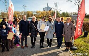 Podsumowanie akcji &bdquo;Aleja 500-lecia Staszowa&rdquo; &ndash; 67 drzew dla miasta (14.11.2025 r.) 50