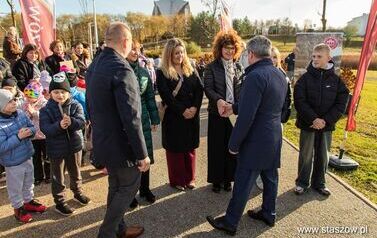 Podsumowanie akcji &bdquo;Aleja 500-lecia Staszowa&rdquo; &ndash; 67 drzew dla miasta (14.11.2025 r.) 54