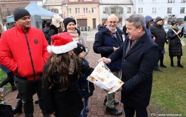 Jarmark Bożonarodzeniowy w Staszowie (14.12.2025 r.) 36