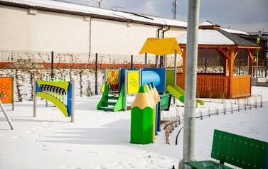 Przebudowa placu zabaw przy Żłobku &bdquo;Świat Dziecka&rdquo; w Staszowie 20.02.2026 r. 15
