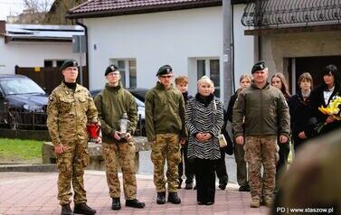 W hołdzie Patronowi Staszowa (02.04.2026 r.) 11