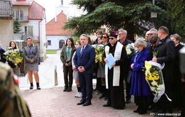 W hołdzie Patronowi Staszowa (02.04.2026 r.) 12