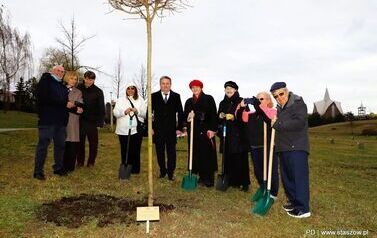 Stasz&oacute;w upamiętnia swoich dawnych mieszkańc&oacute;w (26.03.2026 r.) 50