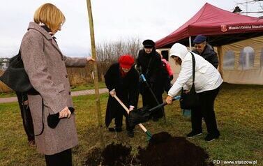 Stasz&oacute;w upamiętnia swoich dawnych mieszkańc&oacute;w (26.03.2026 r.) 57