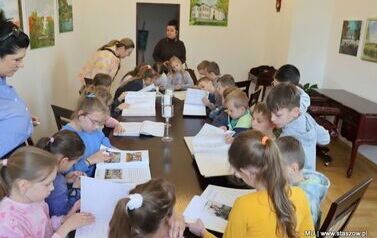 Uczniowie z Czajkowa na warsztatach w Pałacu Kołłątaj&oacute;w (12.04.2026 r.) 6