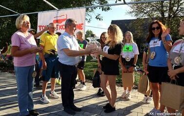 &bdquo;Tour de Kologne&rdquo; &ndash; rajd rowerowy o Puchar Burmistrza Miasta i Gminy Stasz&oacute;w (23.08.2026 r.) 1