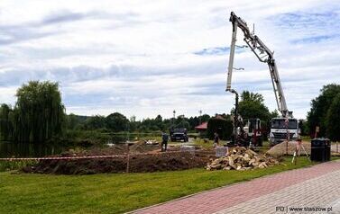 W Staszowie stanie altana z piecem chlebowym i wędzarnią (21_22_24.08.2026 r.) 1