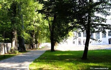 Zobacz postępy prac w zabytkowym parku w Wiśniowej (16.09.2026 r.) 49