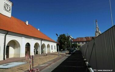 Ruszyła rewitalizacja centrum starego miasta Staszowa (27.09.2022) 4