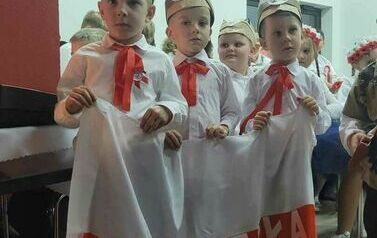 Patriotyczna Wieczornica w Smerdynie 11