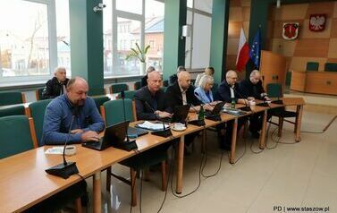 XIII SESJA RADY MIEJSKIEJ W STASZOWIE (07.11.2024 r.) 1