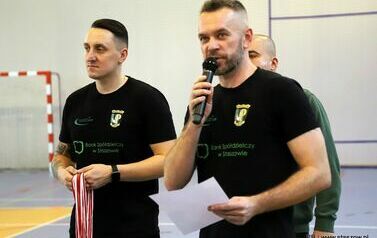  I Turniej Piłki Siatkowej o Puchar Burmistrza Miasta i Gminy Stasz&oacute;w (11.01.2024 r.) 17
