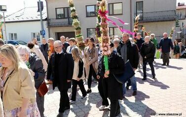 Wielkanocny klimat, radość i tradycja w Staszowie (02.04.2025 r.) 10