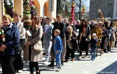 Wielkanocny klimat, radość i tradycja w Staszowie (02.04.2025 r.) 28