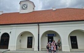 Ratusz oczami najmłodszych &ndash; przedszkolaki zwiedzały zabytkowy budynek  (16.05.2025 r.) 3