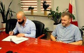 Renowacja parku Legion&oacute;w w Staszowie &ndash;  podpisano umowę na realizację inwestycji (07.10.20225 r.) 1